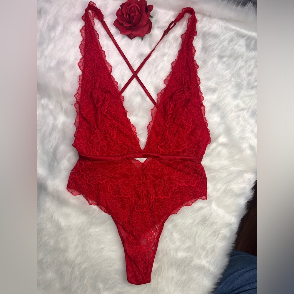 Victoria Secret Lingerie - Picture 3 of 13
